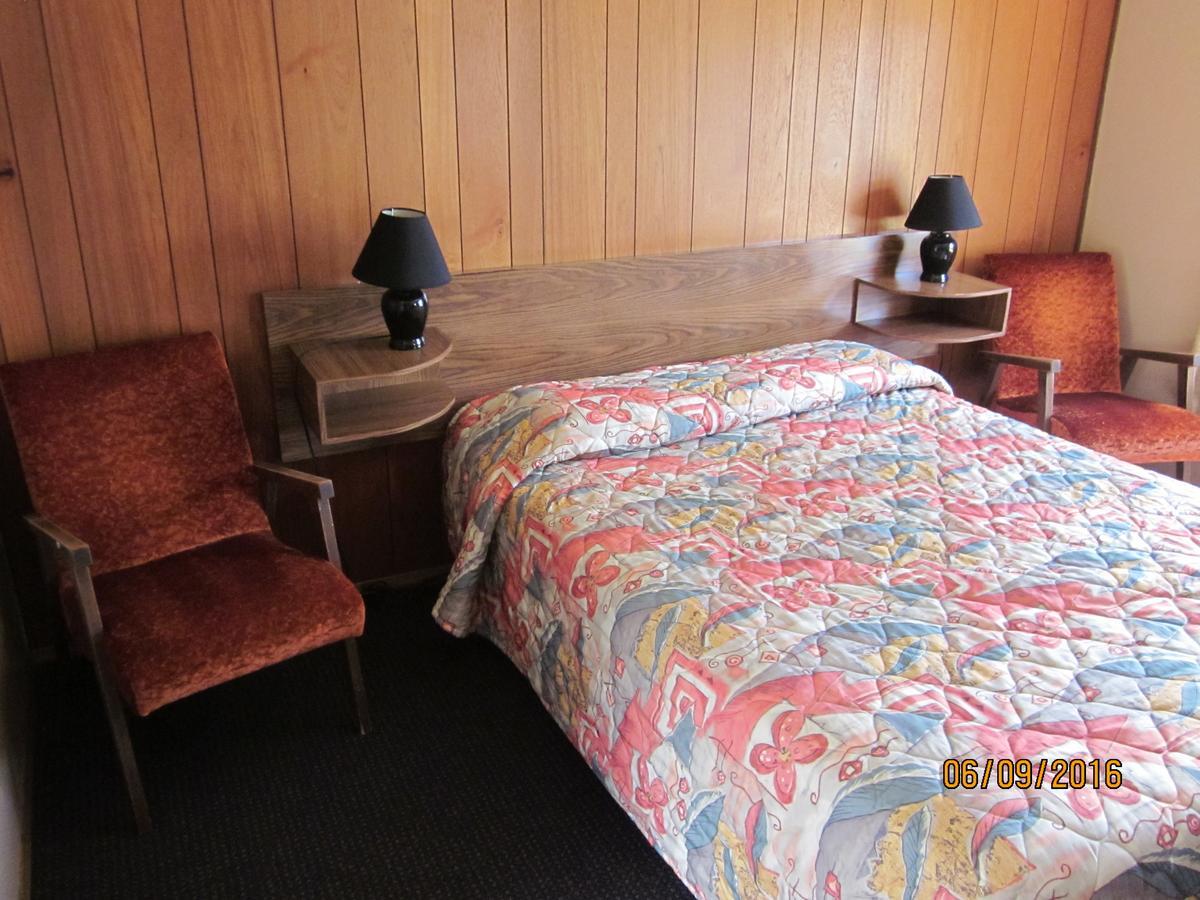 Valleyview Motel Williams Lake Eksteriør bilde