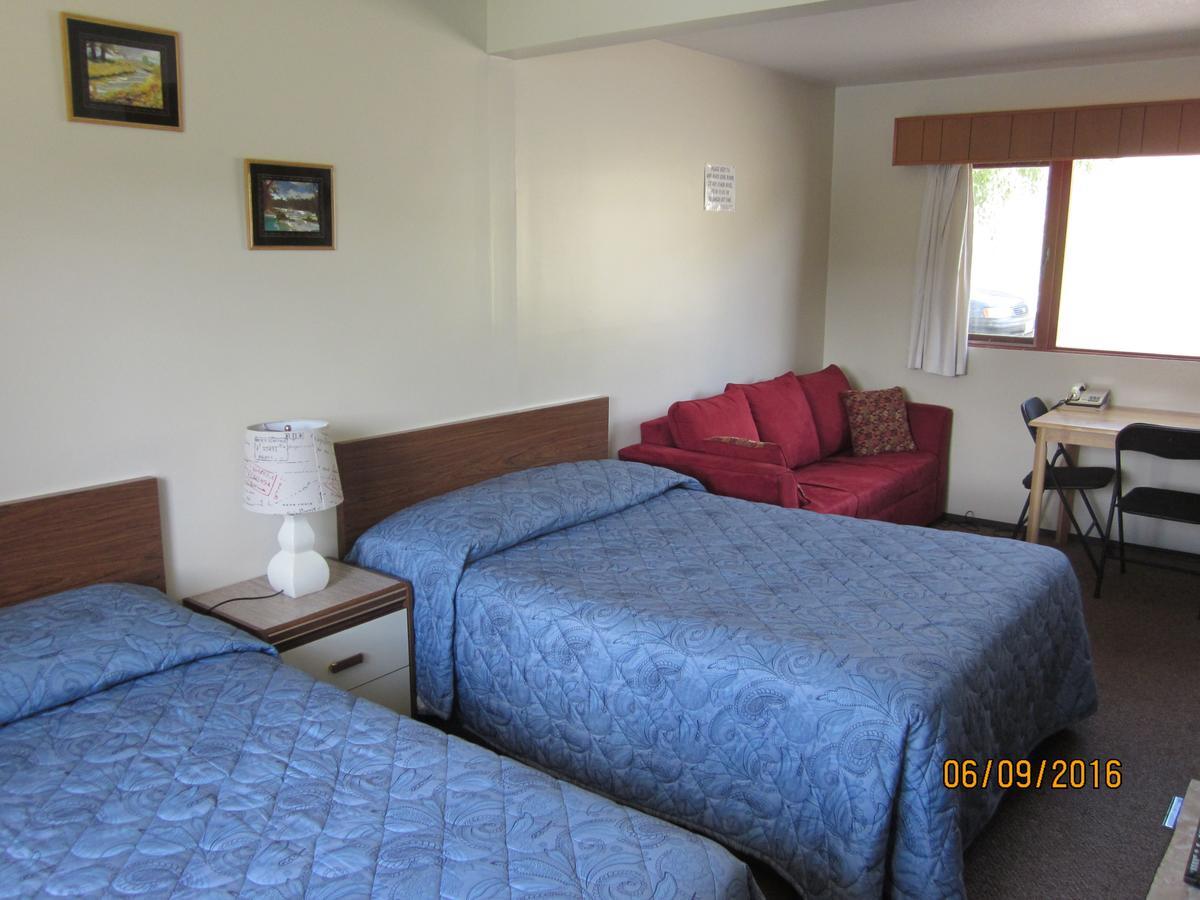 Valleyview Motel Williams Lake Eksteriør bilde