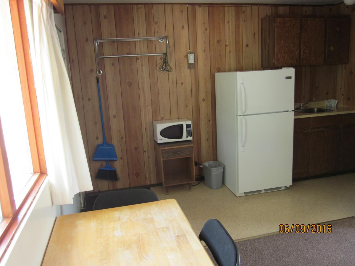Valleyview Motel Williams Lake Eksteriør bilde